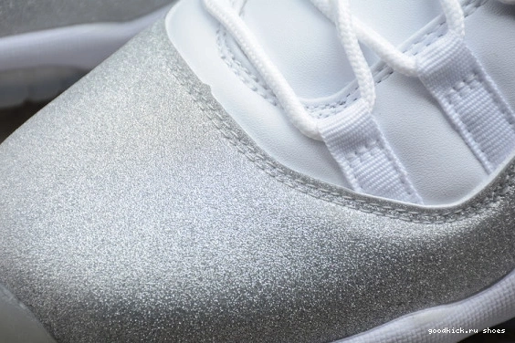 Metallic Jordan AR0715-100 White SilverVast WMNS Air AR0715-100 11 Grey 0424